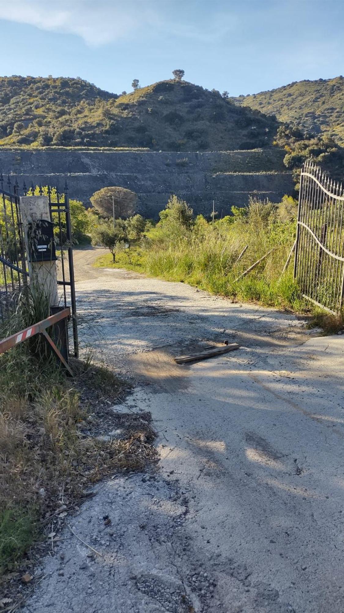 Linati'S Apartments Pollina Εξωτερικό φωτογραφία