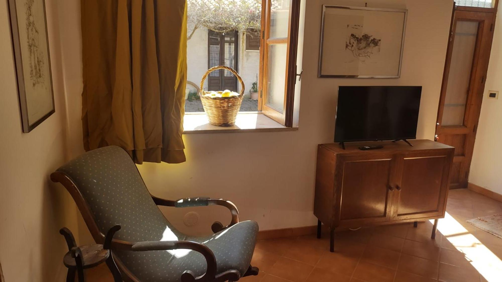 Linati'S Apartments Pollina Εξωτερικό φωτογραφία